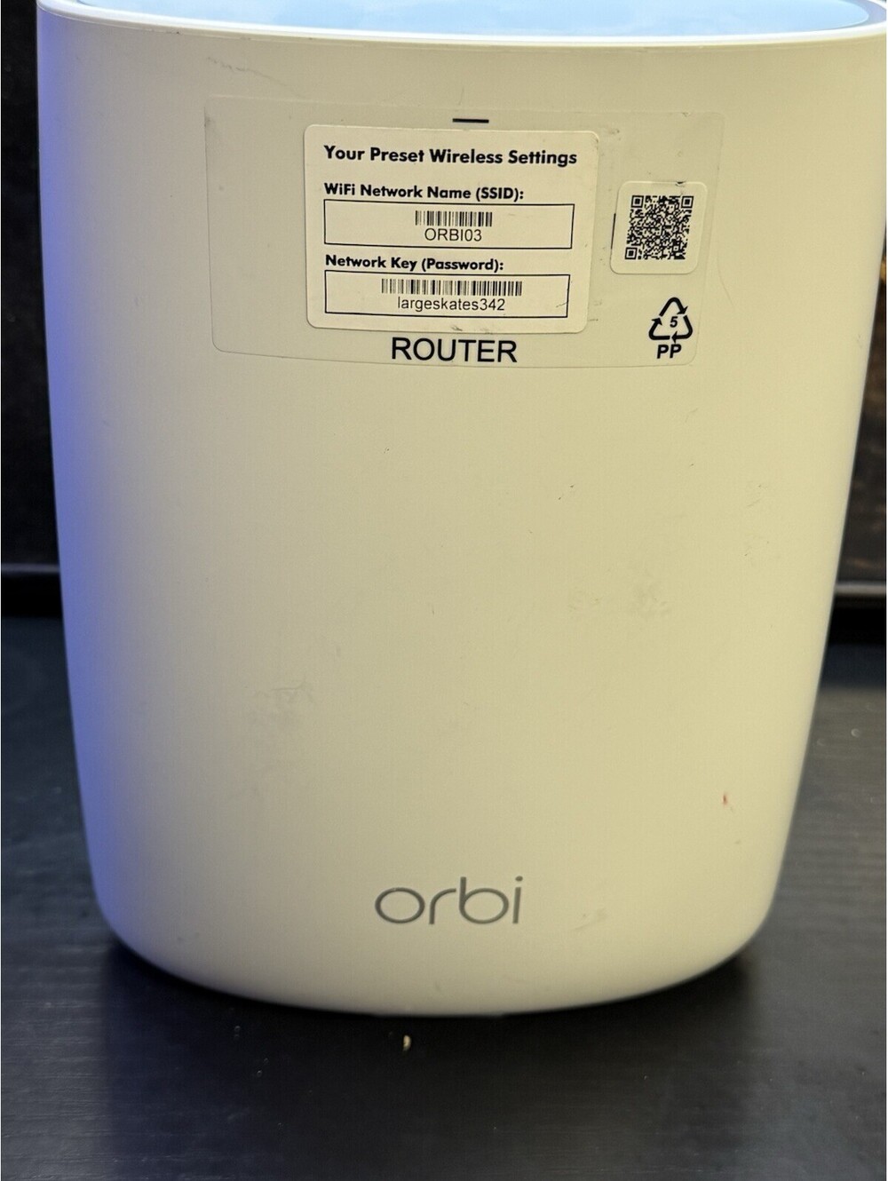 Netgear Orbi RBR50v2 AC3000 Tri-Band Wi-Fi Router